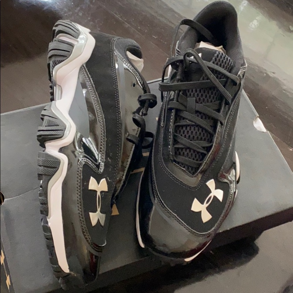 New Men’s Under Armour Natural III Trainer Size 12